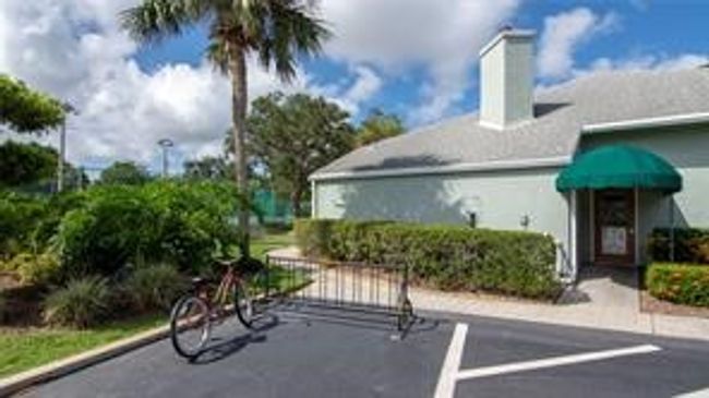 Clubhouse entrance | Image 16