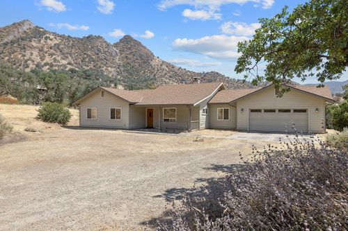 42157 Black Oak Dr, Three Rivers, CA, 93271-9796 | Card Image
