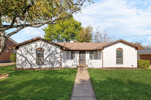 8348 Hillside Dr, Frisco, TX, 75033-3717 | Card Image