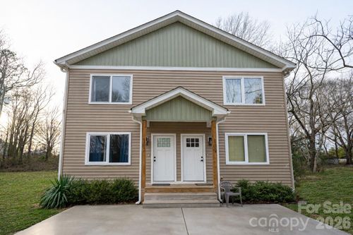 107 Carpenter St, Lincolnton, NC, 28092-8342 | Card Image