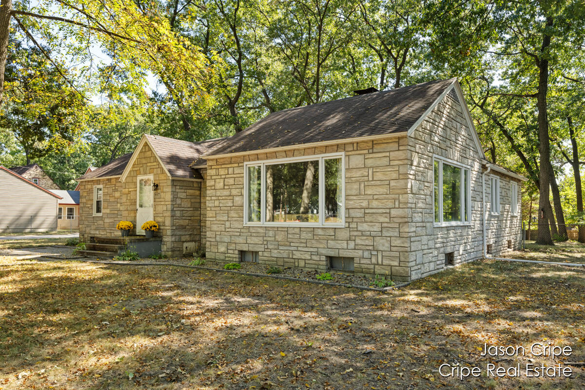 40th St, Wyoming, MI 49509