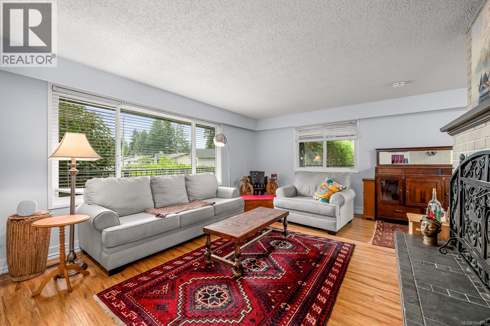 Residential in Comox 3