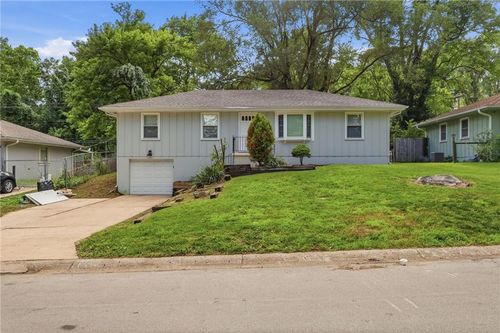 11016 Herrick Ave, Kansas City, MO, 64134-3449 | Card Image