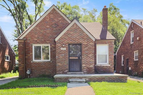16166 Lauder St, Detroit, MI, 48235-4033 | Card Image