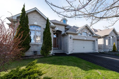 226 Rose Abbey Dr, Kingston, ON, K7K0A2 | Card Image