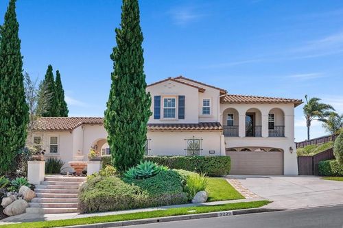 3229 Sitio Montecillo, Carlsbad, CA, 92009-6091 | Card Image