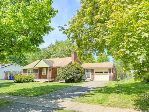 24 Washburn Ave, Greenfield, MA, 01301-1826 | Card Image