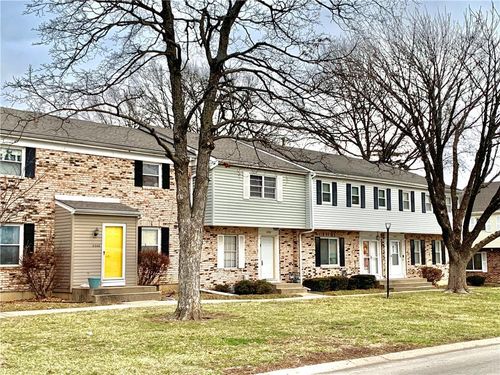 6008 E 129th St, Grandview, MO, 64030-2631 | Card Image