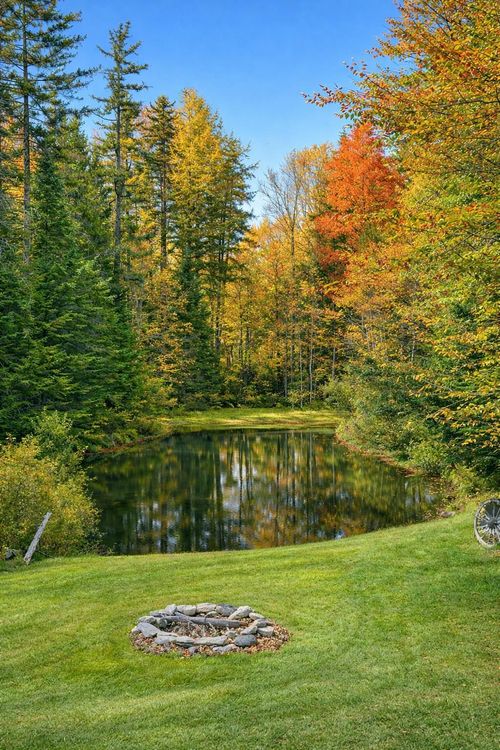 43 Beaver St, Winhall, VT, 05340-9734 | Card Image