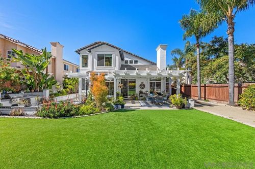 997 Masters Dr, Oceanside, CA, 92057-7926 | Card Image