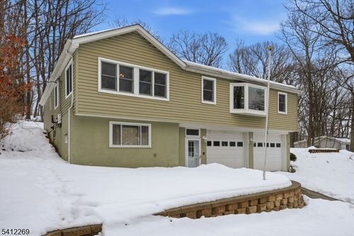 335 Elmira Trl, Hopatcong, NJ, 07843-1110 | Card Image