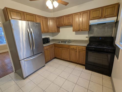 apt-2-1300 N Pine Ave, Chicago, IL, 60651-1277 | Card Image