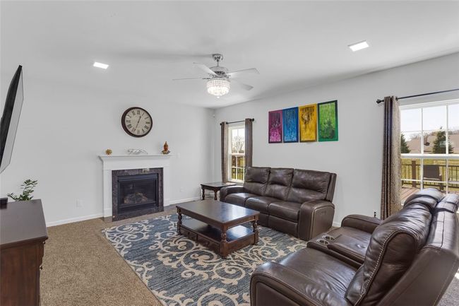 910 Twilight St, House other with 4 bedrooms, 3 bathrooms and 2 parking in Cranberry Twp PA | Image 13