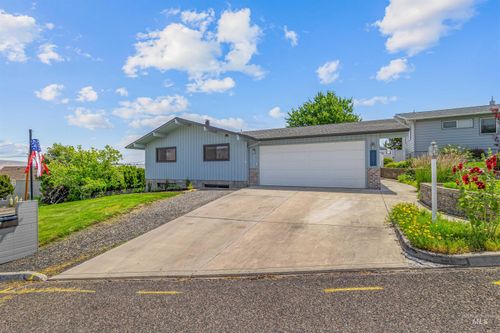 2001 Linden St, Clarkston, WA, 99403 | Card Image