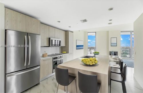 apt-1709-2000 Metropica Way, Sunrise, FL, 33323-3231 | Card Image