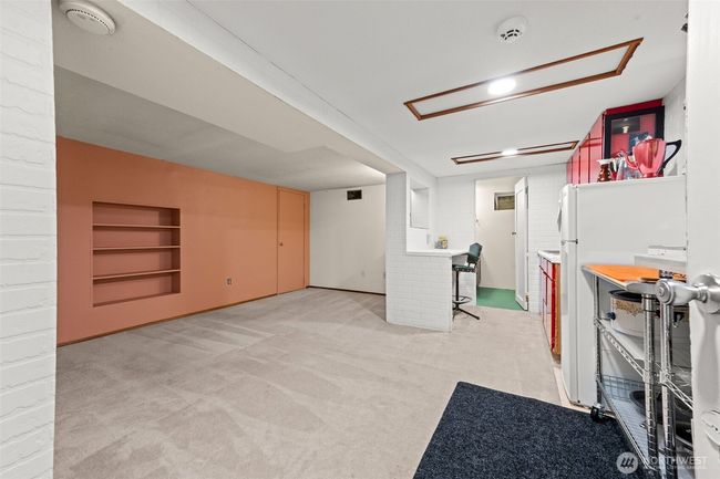 Lower bonus room | Image 32