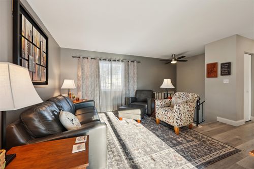 712 Garnet Dr, Ames, IA, 50010-8419 | Card Image