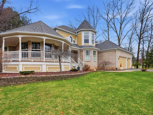 11542 Lancelot Ln, Pinckney, MI, 48169-9083 | Card Image