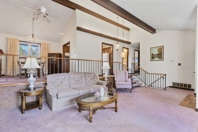 6218 5 Th Line, House other with 4 bedrooms, 3 bathrooms and 4 parking in New Tecumseth ON | Image 6