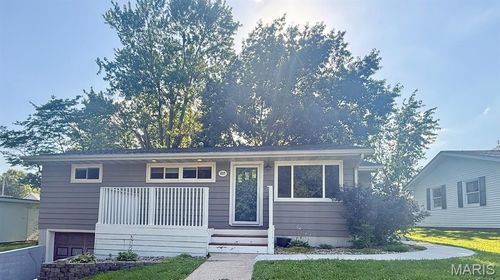 1015 N 4th St, Vandalia, IL, 62471-1306 | Card Image