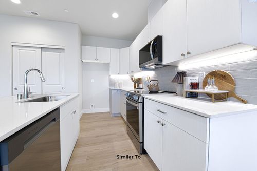 4501 Road 114, Pasco, WA, 99301-6389 | Card Image