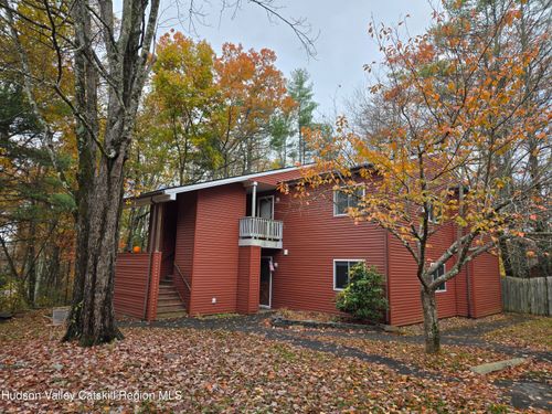 2-1221 Church Rd, Saugerties, NY, 12477-3257 | Card Image