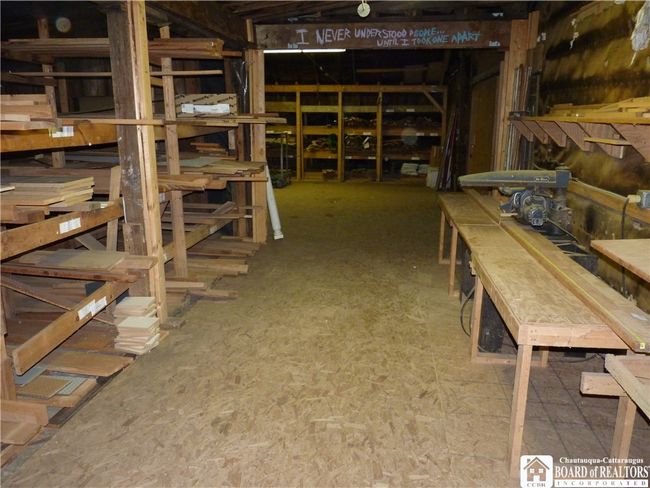 Rear area | Image 13