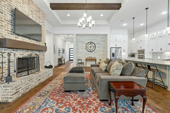 6601 Rocky Grotto Cv, House other with 4 bedrooms, 5 bathrooms and 3 parking in Jonestown TX | Image 6