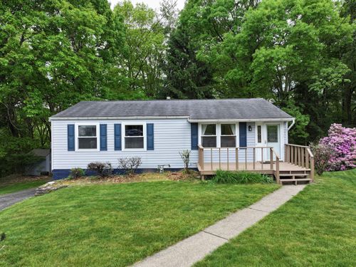 3000 Woodview Dr, Allison Park, PA, 15101-3944 | Card Image
