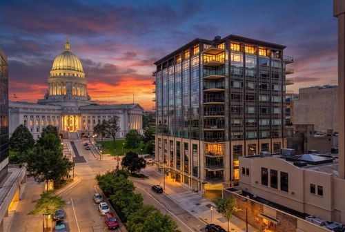 1201-100 Wisconsin Avenue, Madison, WI, 53703 | Card Image