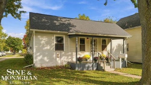 834 West Boulevard, Marine City, MI, 48039 | Card Image