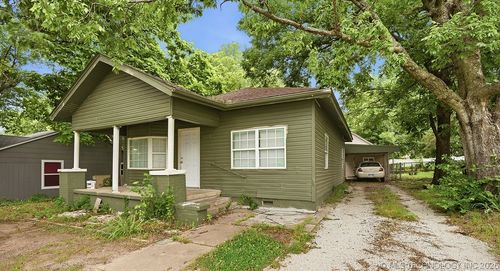 512 16th St, Ada, OK, 74820-7814 | Card Image