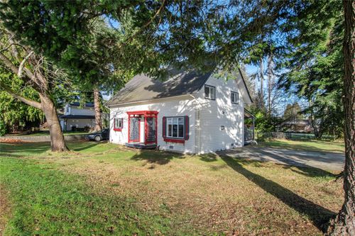 360 Harrogate Rd, Campbell River, BC, V9W1W2 | Card Image