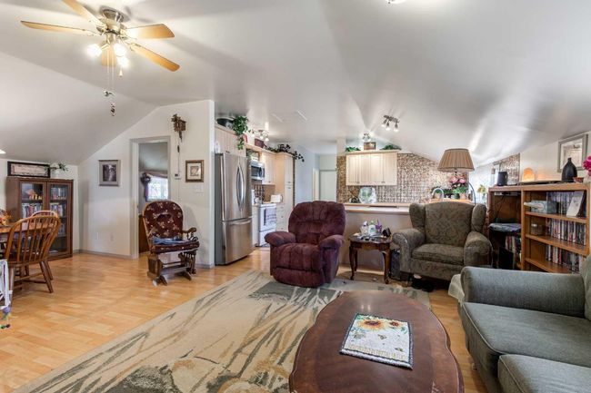 128 Main St, Home with 0 bedrooms, 0 bathrooms and null parking in Barons AB | Image 19