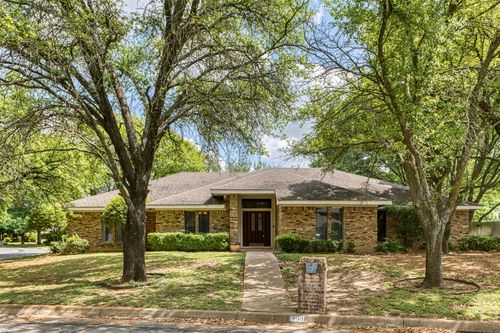 6851 Shorecrest Ct, Fort Worth, TX, 76132-1113 | Card Image