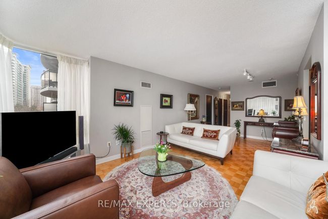 510 - 33 Sheppard Ave E, Condo with 2 bedrooms, 2 bathrooms and 1 parking in North York ON | Image 13