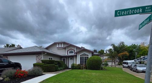 7158 Clearbrook Way, Sacramento, CA, 95823-7545 | Card Image