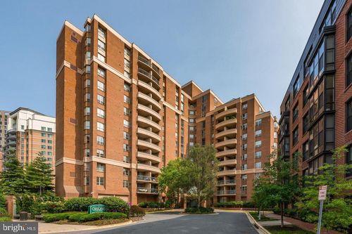 501-4808 Moorland Ln, BETHESDA, MD, 20814-6184 | Card Image
