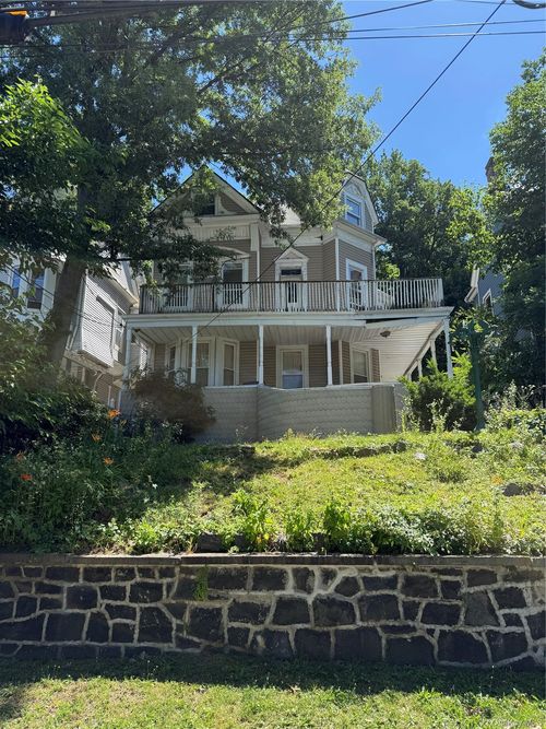 512 Warburton Ave, Yonkers, NY, 10701-1832 | Card Image
