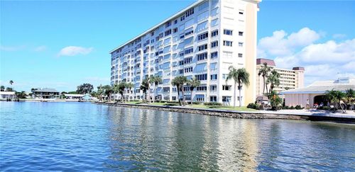 apt-304-4750 Cove Cir, St Petersburg, FL, 33708-2856 | Card Image