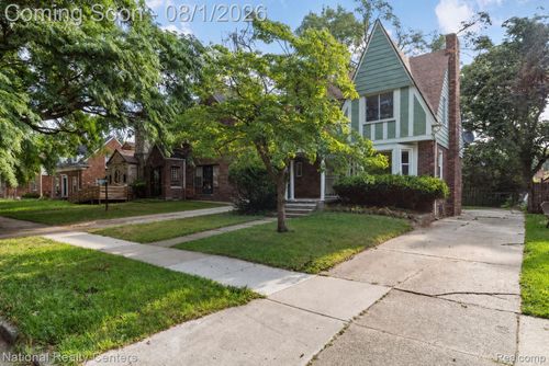13556 Mettetal St, Detroit, MI, 48227-1704 | Card Image