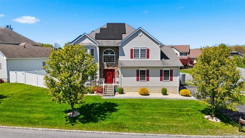 2657 Liberty Rdg, New Windsor, NY, 12553-4923 | Card Image