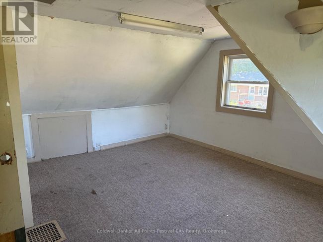 9 Blake St E, House other with 2 bedrooms, 2 bathrooms and 2 parking in Goderich ON | Image 13