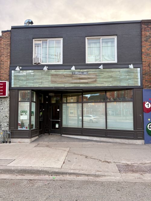 {{alt}} | Card Image