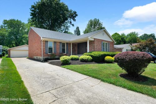9212 Marse Henry Dr, Louisville, KY, 40299-1137 | Card Image