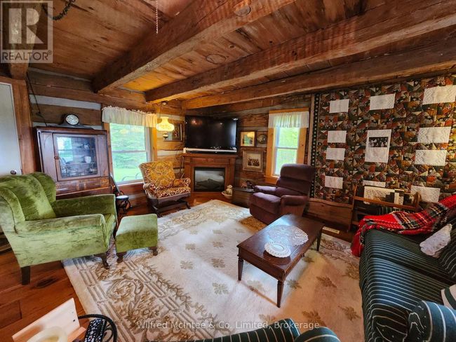 40065 School Rd, Home with 3 bedrooms, 2 bathrooms and 5 parking in Goderich ON | Image 8