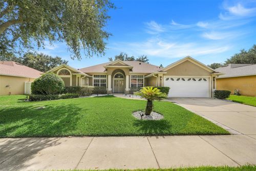 880 Princeton Dr, CLERMONT, FL, 34711-6756 | Card Image
