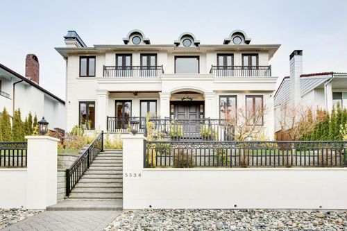 5538 Meadedale Dr, Burnaby, BC, V5B2E8 | Card Image
