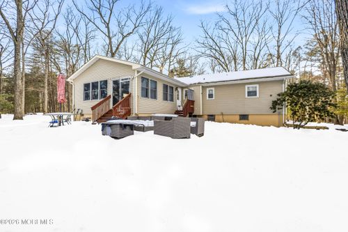 523 Cerrina Dr, Jackson, NJ, 08527-4832 | Card Image