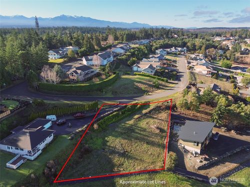 293 Moonlight Dr, Sequim, WA, 98382-6825 | Card Image
